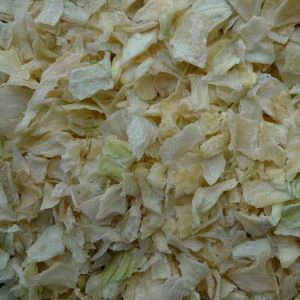 Bawang bombay cincang kering